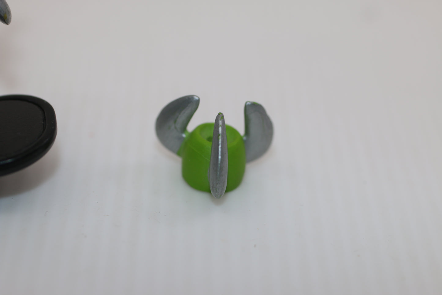 Vintage Y2K Tech Deck Dude Tek Robot Figure – Early 2000s Skate Toy – Collectible