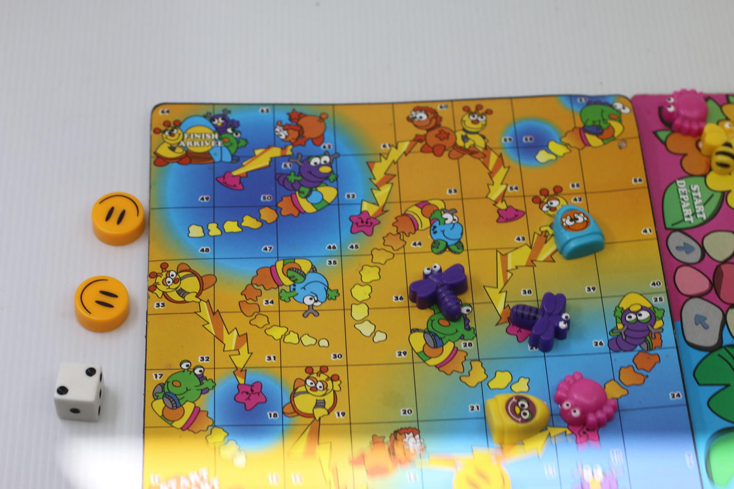 Vintage Ma gnetic Travel Tabletop Board Game Set RV Road Trip Kids