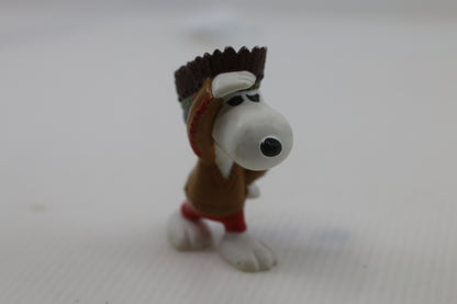 Snoopy Chief Native American PVC Figure United Feature 1958-66 E8