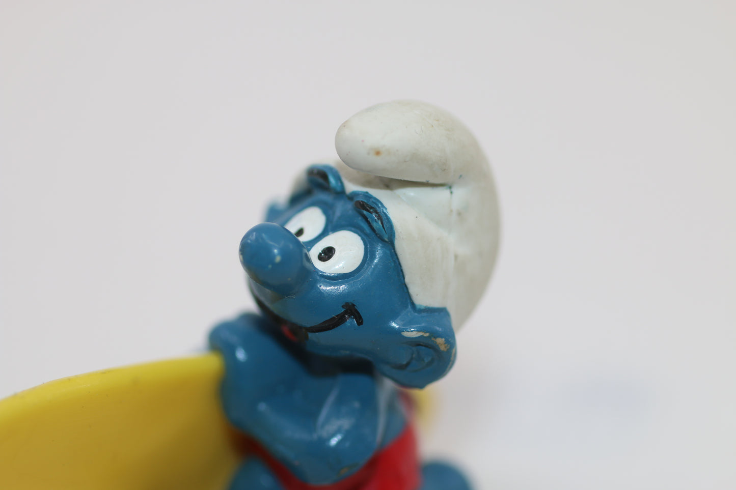 Vintage The Smurfs Schleich Peyo Surfing Smurf w/Surfboard 1981