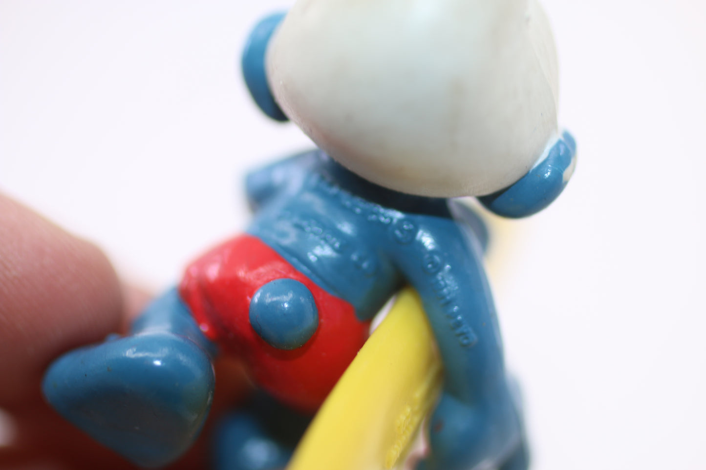Vintage The Smurfs Schleich Peyo Surfing Smurf w/Surfboard 1981