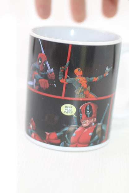 DISNEY MARVEL MUG THERMIQUE DEADPOOL