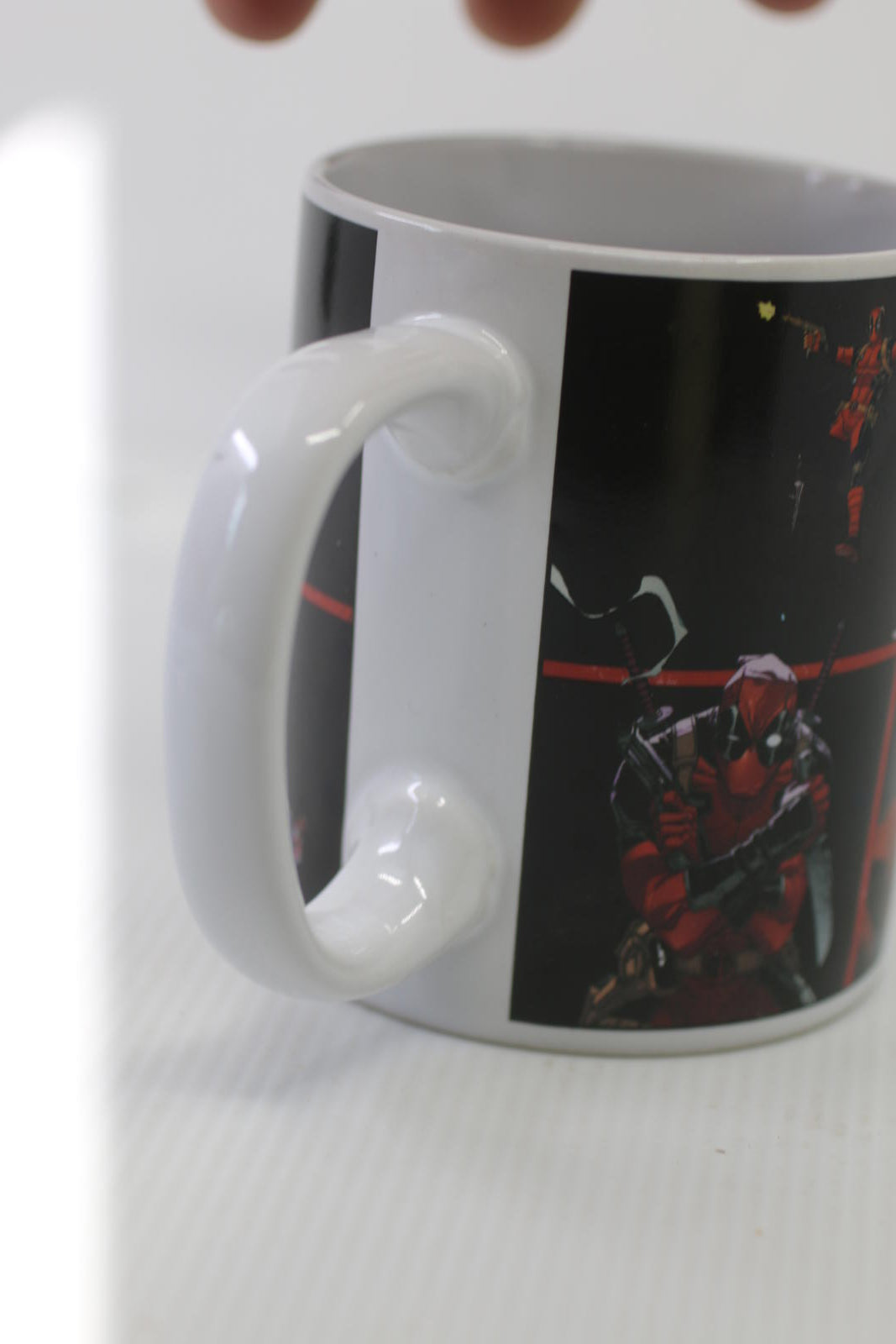 DISNEY MARVEL MUG THERMIQUE DEADPOOL