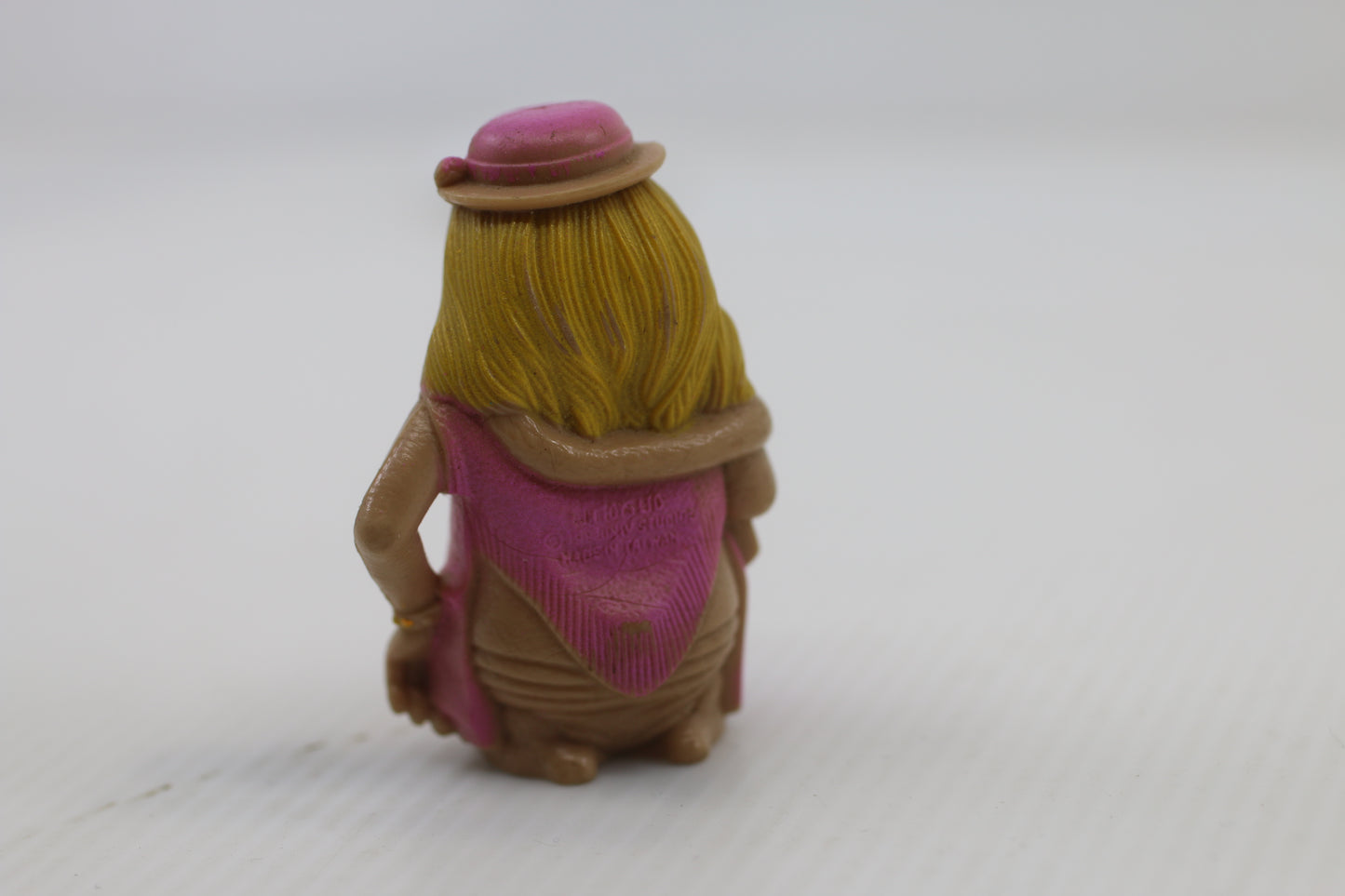 E.T. the Extra Terrestrial in a Pink Dress PVC Figure 1982 Universal Studios