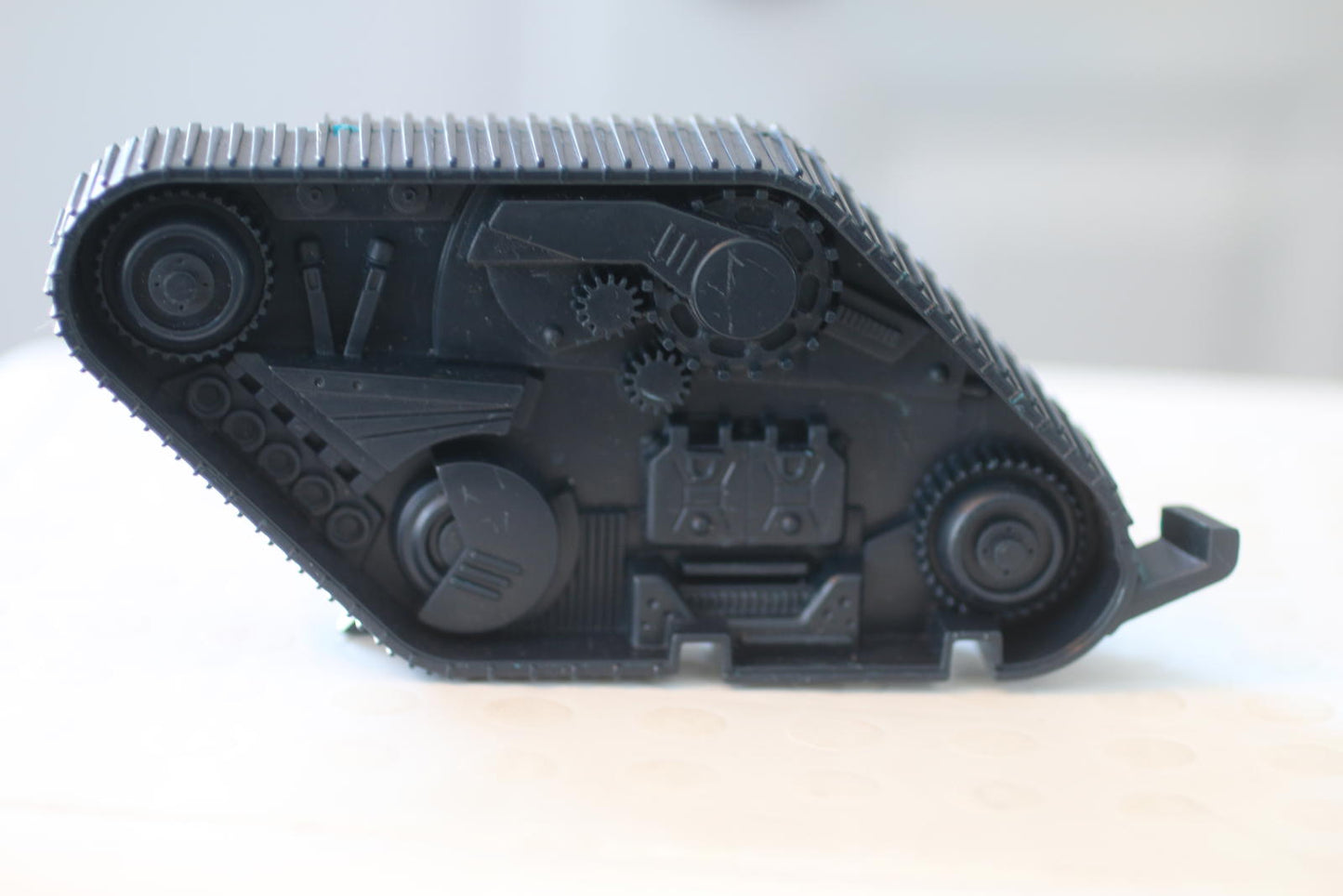G I Joe ARAH vintage piece/part Cobra Maggot Tracks right rear wheels