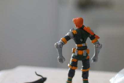 GI Joe Action Figure Agent Scarlett w Crowbow & Arrow v1 2002 cOMPLETE TOY
