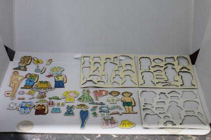 Vintage Ma gnetic Dress Up Dolls Clothing Set Boy Girl 70s 80s game toys rare