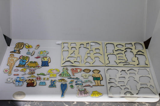 Vintage Ma gnetic Dress Up Dolls Clothing Set Boy Girl 70s 80s game toys rare