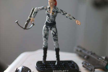 G.I. JOE ROC THE RISE OF COBRA SHANA “SCARLETT” O’HARA COVERT OPERATIONS FIGURE