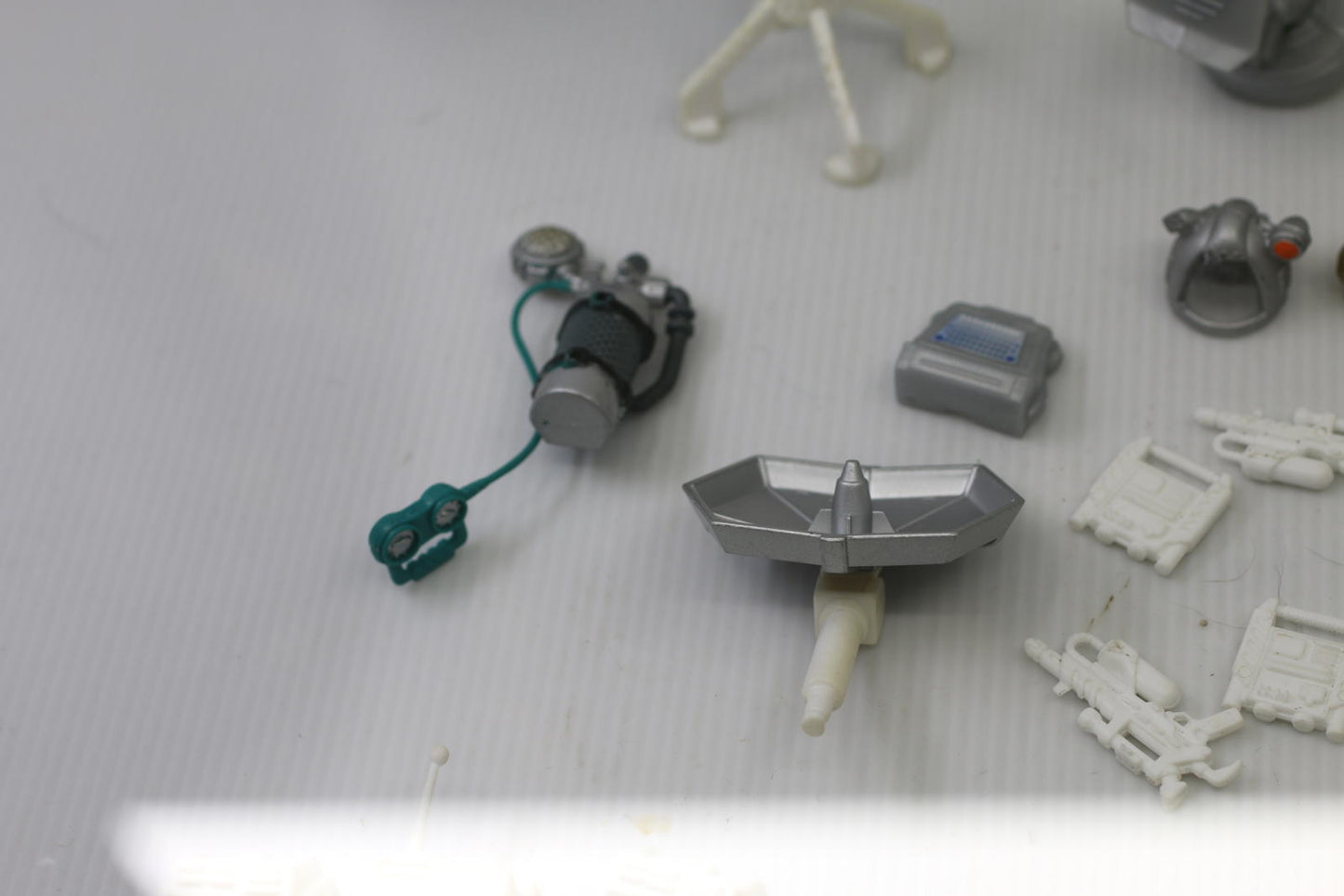 Chap Mei Space Quest Astronaut Lot Vehicles Weapons Monkey accessories toys