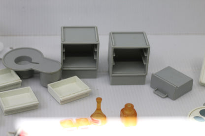 Vintage PLAYMOBIL Hospital SURGERY 3459 Operating Room Doctor Patients Geobra
