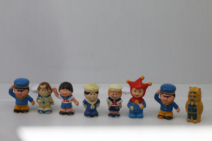 Vintage 1975 Kenner Tree Tots Family jester woman Treehouse Toys lot Figures 8