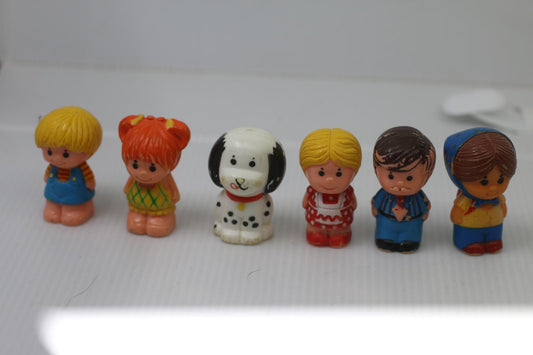 Vintage 1975 Kenner Tree Tots Family dad dog girl Treehouse Toys lot Figures 6
