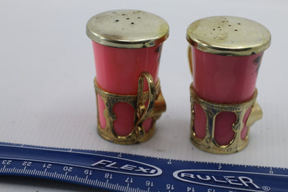 Vintage Souvenir Florida Plastic Salt and Pepper Pink & golden Shakers