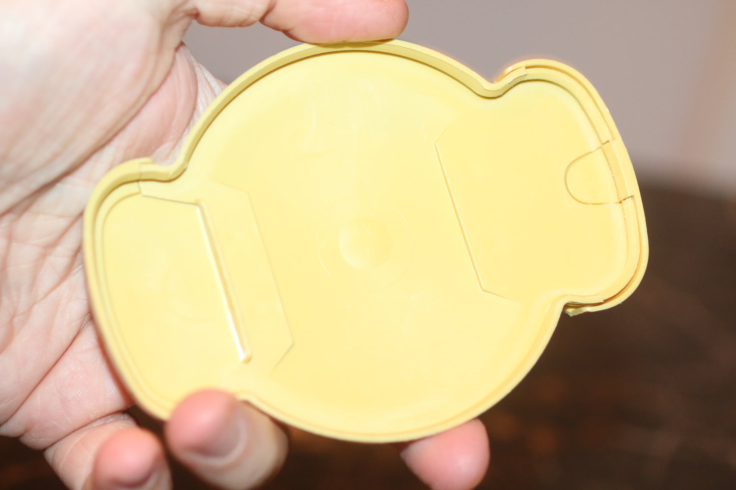 Tupperware Vintage Flip Open Sugar/Creamer Dispenser Harvest Gold c. 1970's