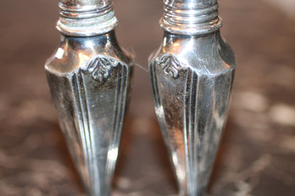 Vintage Oxford Plate Silver Plated Salt & Pepper Shakers #395 Lead Base