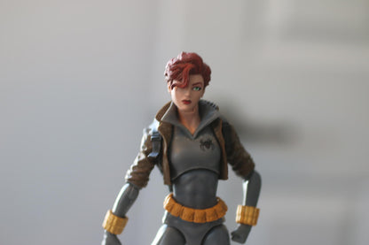 Marvel Legends - Black Widow Grey Suit 6" 2020 Walmart Exclusive Action Figure