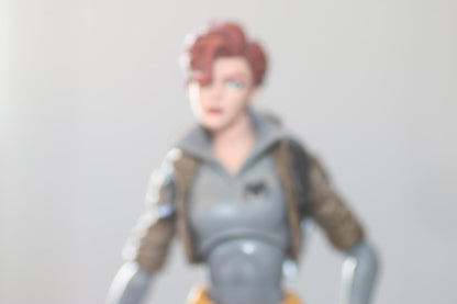 Marvel Legends - Black Widow Grey Suit 6" 2020 Walmart Exclusive Action Figure