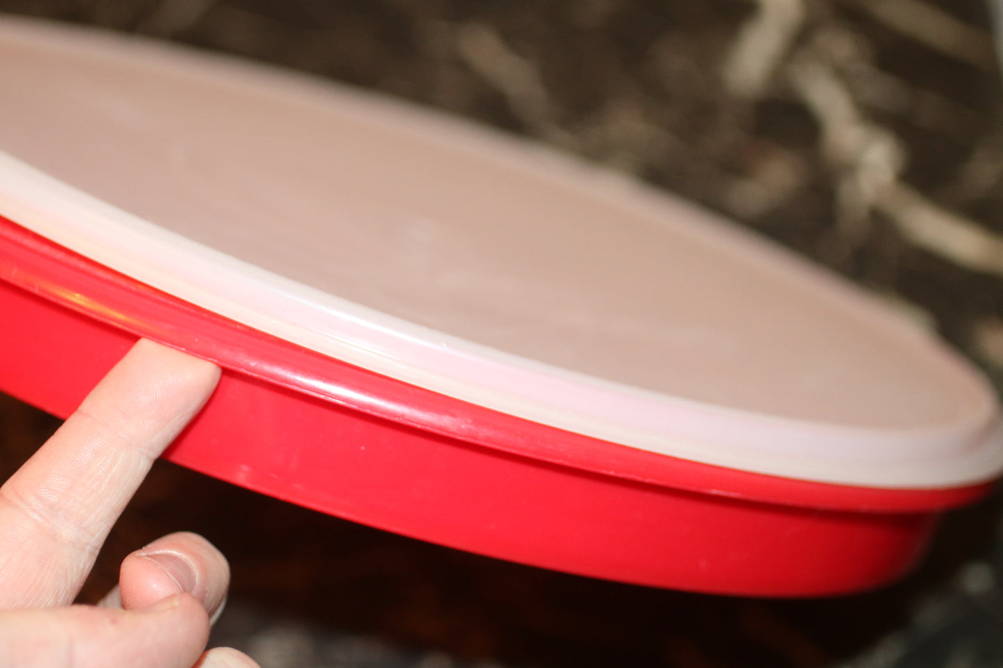 VTG Vintage Tupperware Veggie Divided Platter, #405-1 Red Tupperware TrayVTG Vintage Tupperware Veggie Divided Platter, #405-1 Red Tupperware Tray