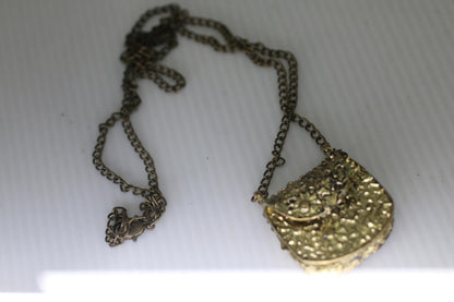 Vintage Gold Tone Mini Purse Locket Pendant Necklace Floral