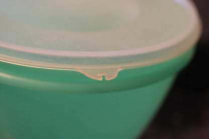 Vintage Tupperware 679 Jadeite Green Crisp-It Lettuce Keeper Bowl Lid No Spike