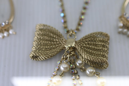 Vtg Gold Tone Bow Necklace & Earrings Set Pearl Rhinestone
