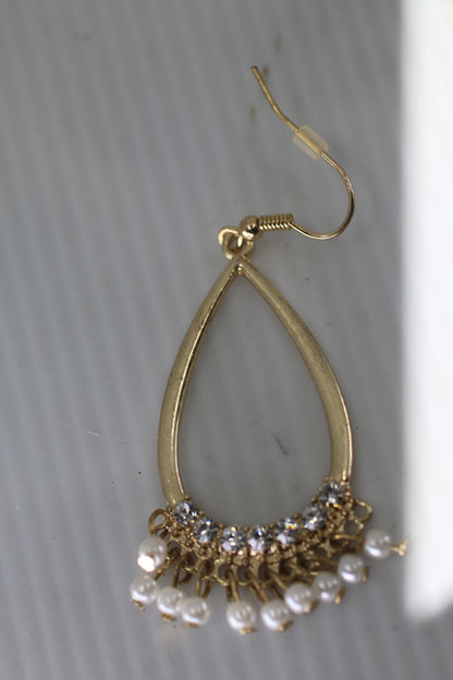 Vtg Gold Tone Bow Necklace & Earrings Set Pearl Rhinestone