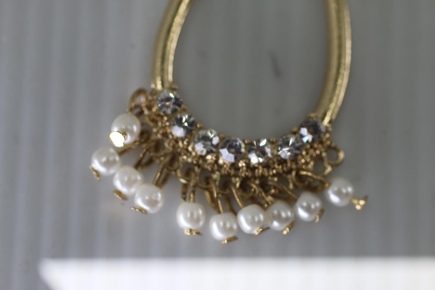 Vtg Gold Tone Bow Necklace & Earrings Set Pearl Rhinestone