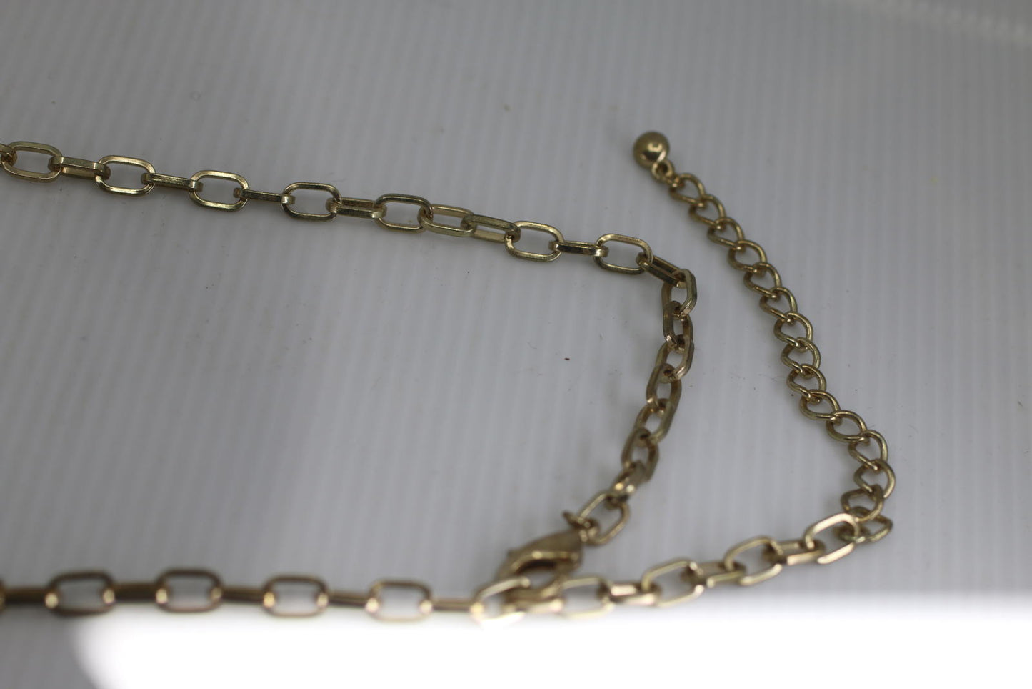 VTG Gold Tone Red Glass Bead Necklace Geometric Stone Chain