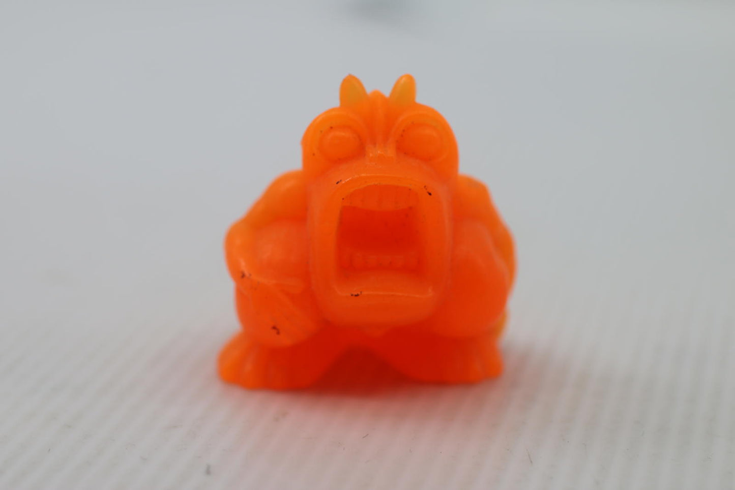 Vintage 1984 Ghostbusters 1.5" Orange Ghost Ecto-1 Ambulance Figure Kenner