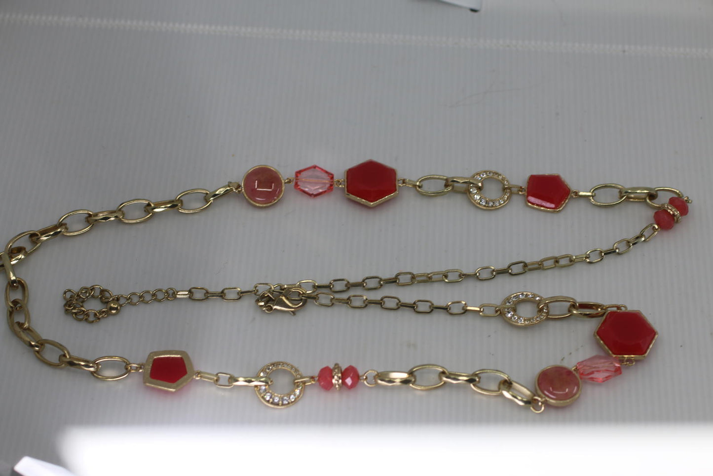 VTG Gold Tone Red Glass Bead Necklace Geometric Stone Chain