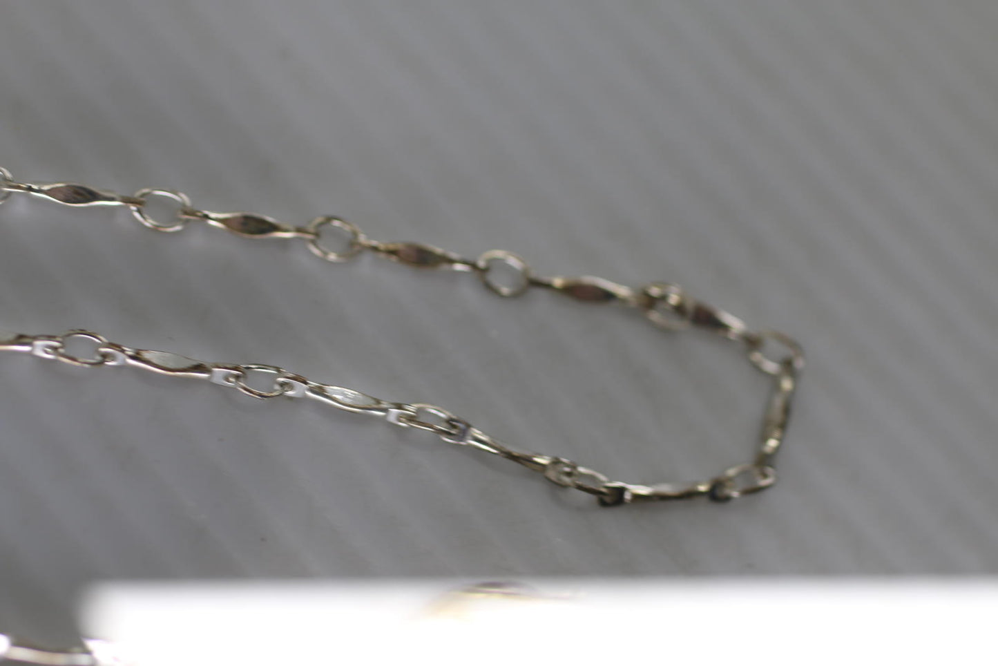 Vintage Silver Tone Pearl Pendant Necklace Single Pearl
