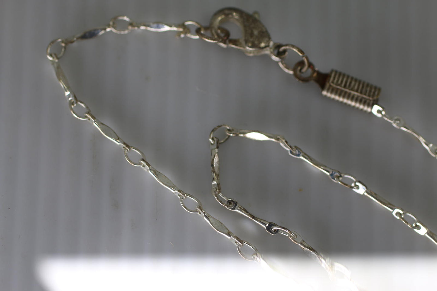 Vintage Silver Tone Pearl Pendant Necklace Single Pearl