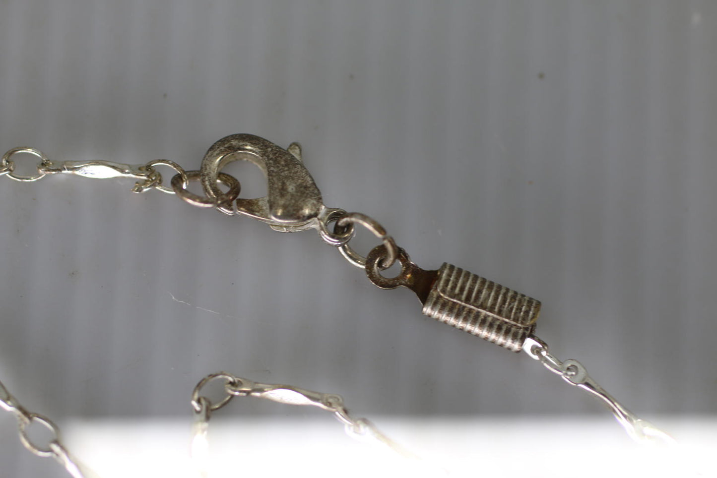 Vintage Silver Tone Pearl Pendant Necklace Single Pearl