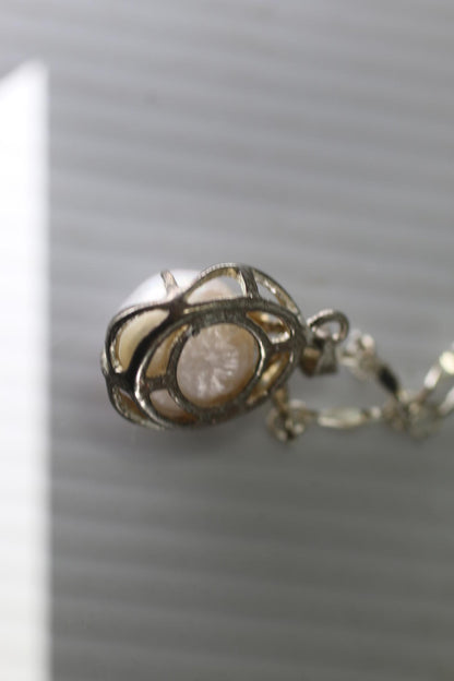 Vintage Silver Tone Pearl Pendant Necklace Single Pearl