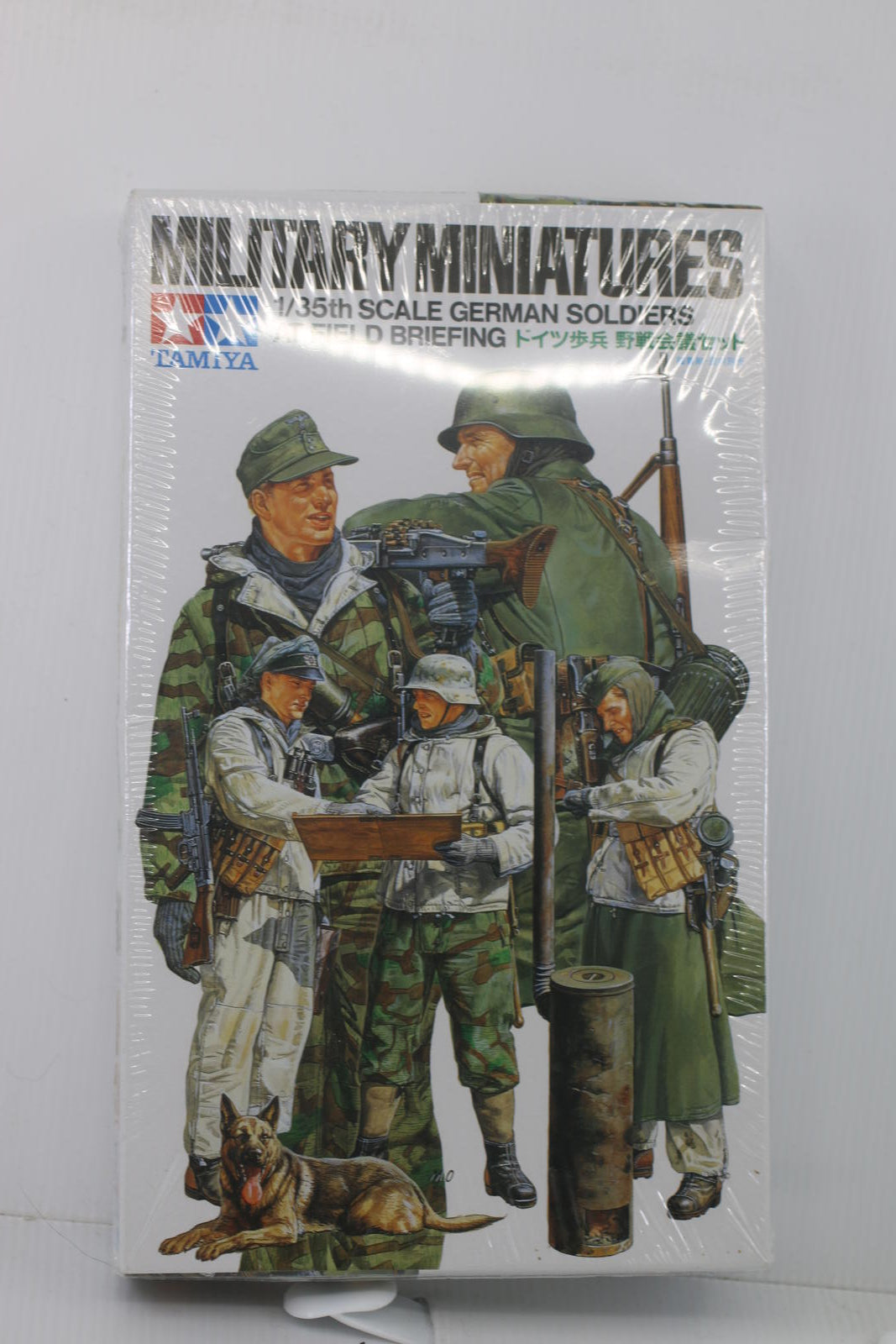 Tamiya Military Miniatures 1/35th Scale German Soldiers Field Briefing Model Kit