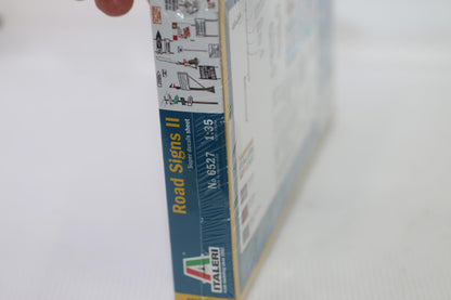 Italeri Road Signs II 1:35 Scale Model Super Decals Sheet No 6527
