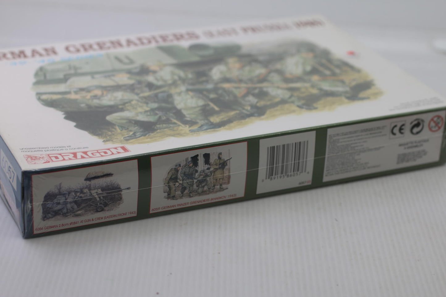 Dragon 6057 1/35 German Grenadiers (East Prussia 1945) Sealed Brand New