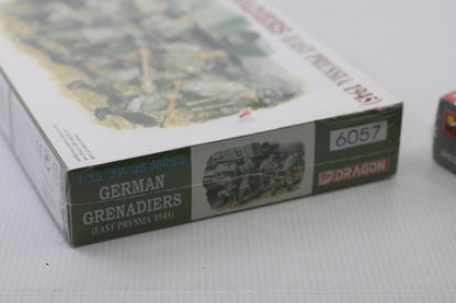 Dragon 6057 1/35 German Grenadiers (East Prussia 1945) Sealed Brand New