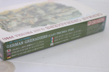 Dragon 6057 1/35 German Grenadiers (East Prussia 1945) Sealed Brand New