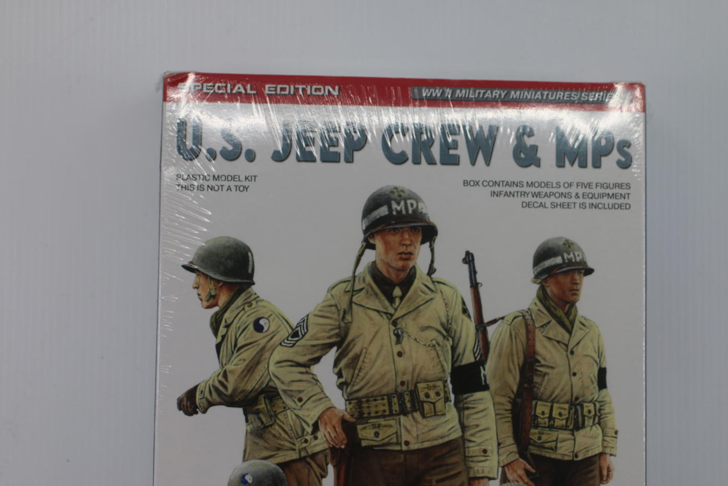 MiniArt 1:35 Scale U.S. Jeep Crew & MPs Plastic Model Kit