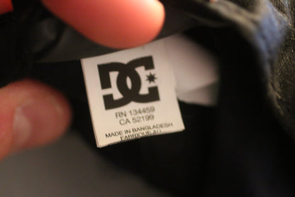 DC Shoes Classic Logo Snapback Hat Navy Red Flat Brim Yupoong The Classics