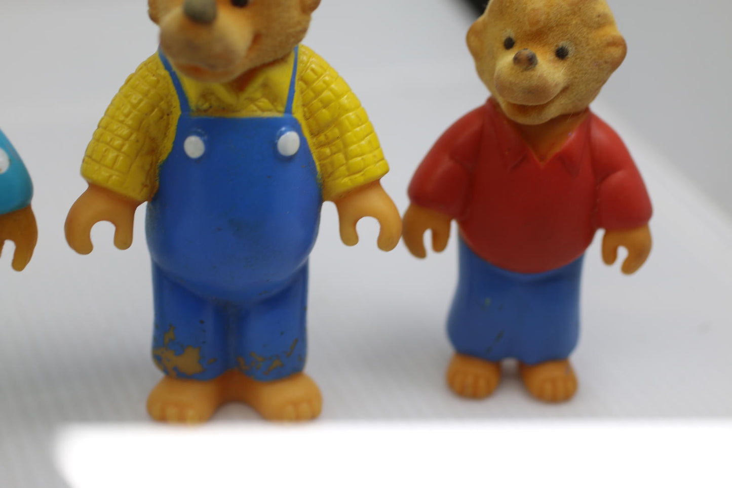 Vintage Berenstain Bears Plastic Figurines Set of 4 lot #1