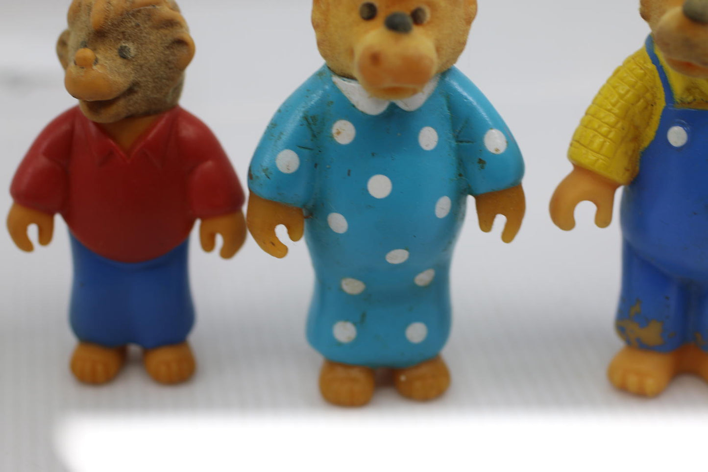 Vintage Berenstain Bears Plastic Figurines Set of 4 lot #1