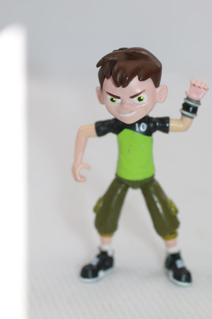 Playmates 2017 Cartoon Network Ben 10 Ten Ben Tennyson Green T-Shirt 4" Figure