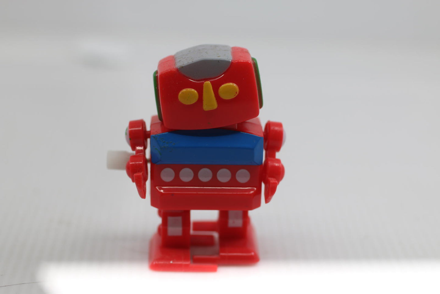 Vintage Red Wind-Up Robot Toy GalAXY Robot toy action figure rare yelloweyesWork