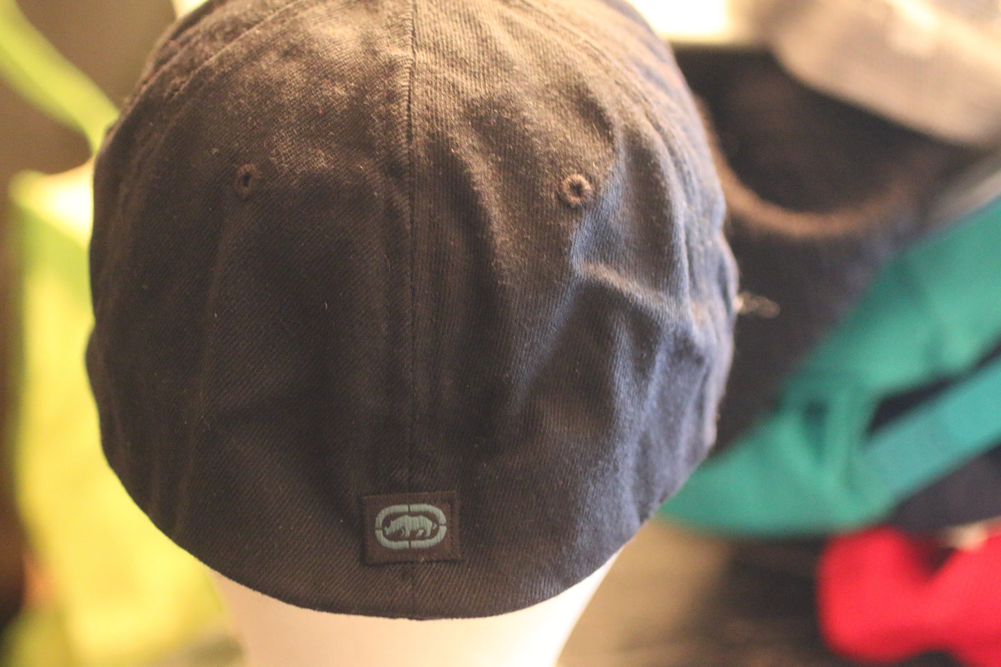 Ecko Unltd Rhino Stretch Fit Cap S/M – Black Green – Streetwear Hat – Pre-Owned