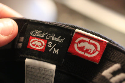 Ecko Unltd Rhino Stretch Fit Cap S/M – Black Green – Streetwear Hat – Pre-Owned