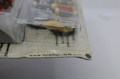 Fingerboard TechDeck World Industries Starter Set Yellow Gear storage New