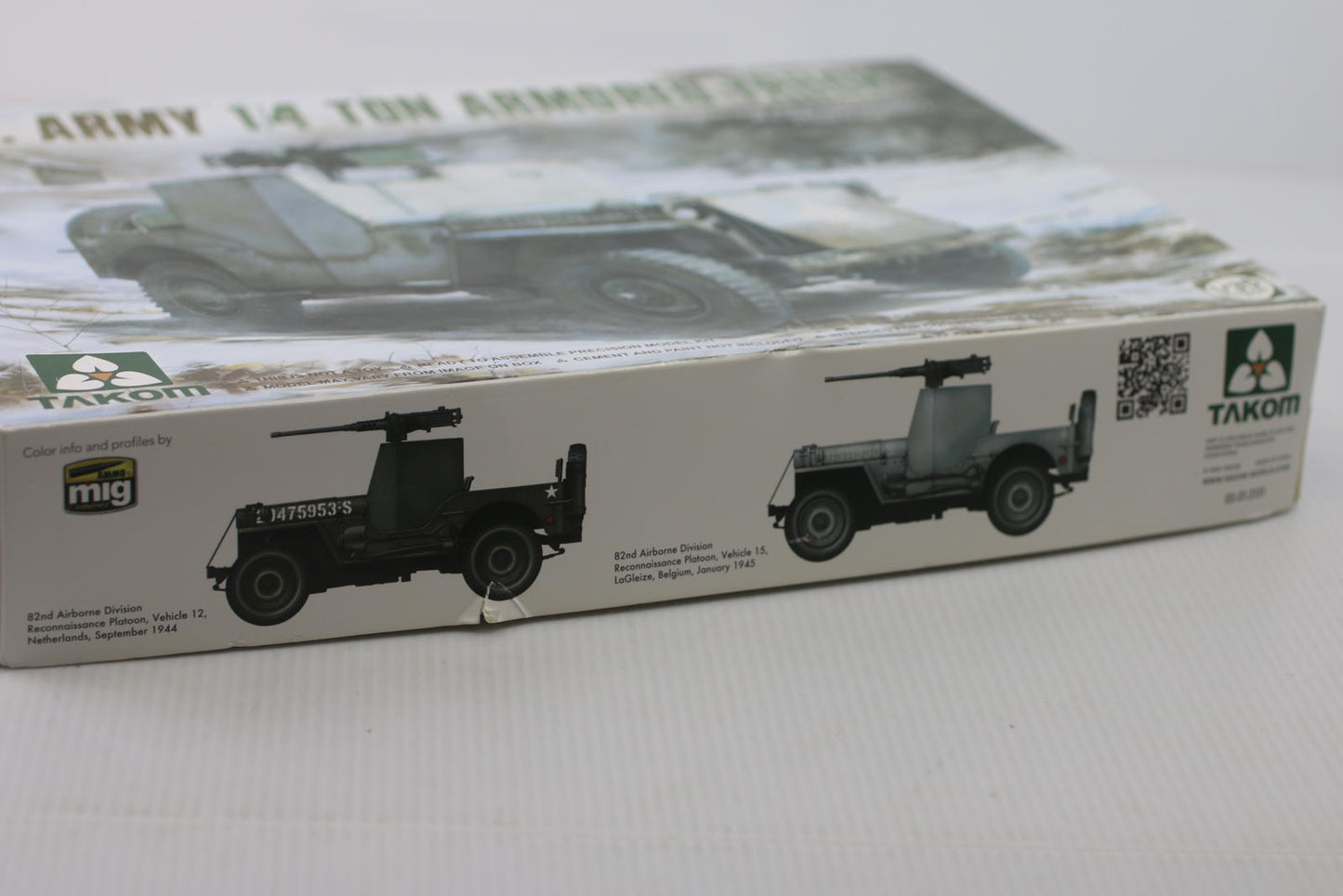 Takom U.S. Army 1/4 Ton Armored Truck Plastic Model Kit 1:35 Scale 2131